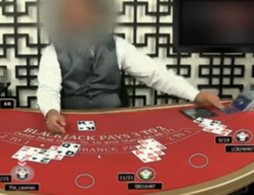 Un croupier en live triche au blackjack en ligne