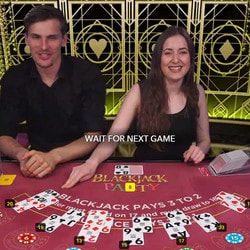 Le blackjack gratuit avec croupiers en direct n'existe pas