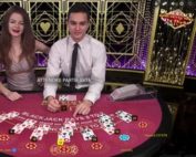 La table Blackjack Party disponible sur le live casino Stakes