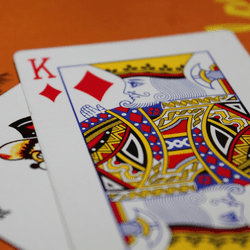 Un casino du Dakota paye une amende pour manque de roi de carreau au blackjack dans le sabot
